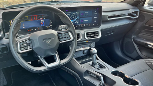 Ford Mustang 2024 GT V8 Cabrio utcai élményvezetés 3
