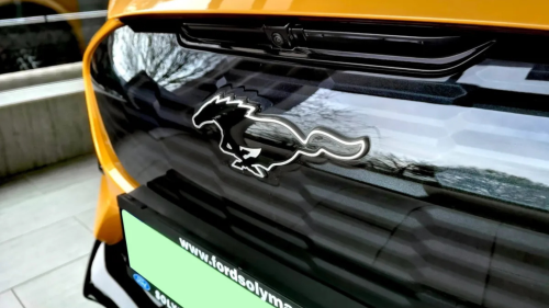 Ford Mustang Mach-E GT utcai élményvezetés 2