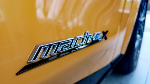 Ford Mustang Mach-E GT utcai élményvezetés 6