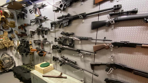 Airsoft harc egymás ellen taktikai labirintusban Cegléden 8