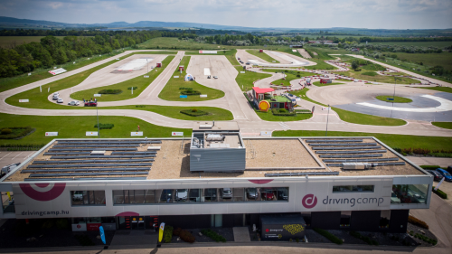Új jogosítvány Tréning a Drivingcamp pályán Zsámbékon 8
