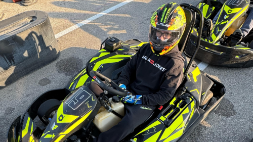 Gokartozás gyerekeknek a Hungaroring gokartpályáján 3 futamban - 14 éves korig! 8