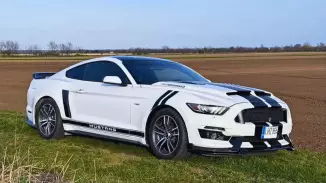 Ford Mustang V6 élményvezetés vagy bérlés Polgárdi környékén