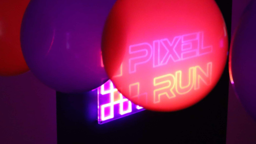 Randizzatok Pixelként egy interaktív ugróiskolán, a Pixel Run-ban 2