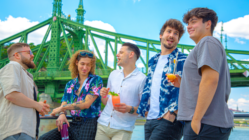 Kortyold a város szépségét! – Hajós koktélest naplementében a budapesti Dunán 19