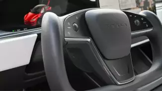 Tesla Model 3 élményvezetés Miskolcon és környékén